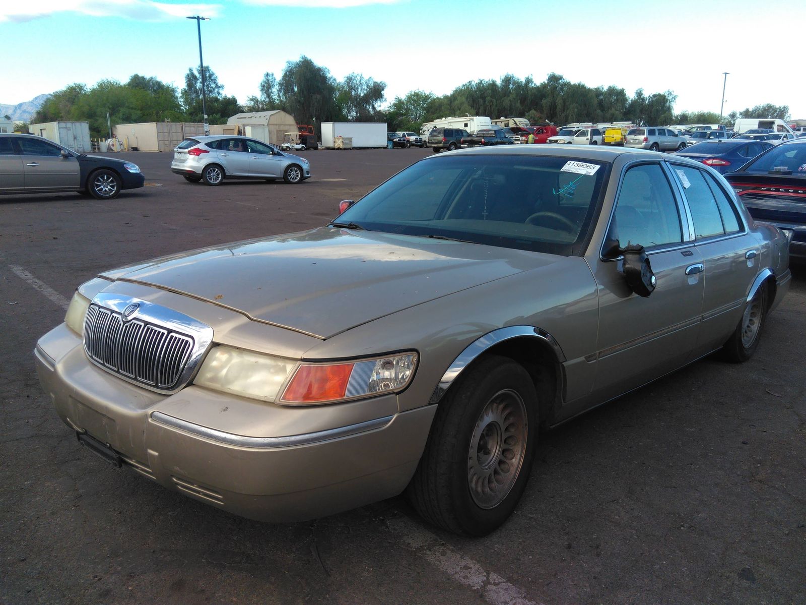 Mercury Grand marquis (2000)