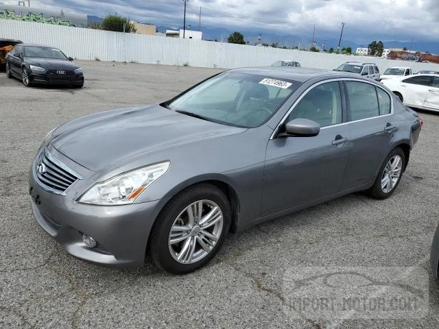 Infiniti G (2013)