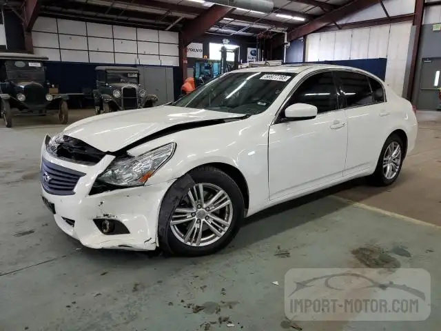 Infiniti G (2013)