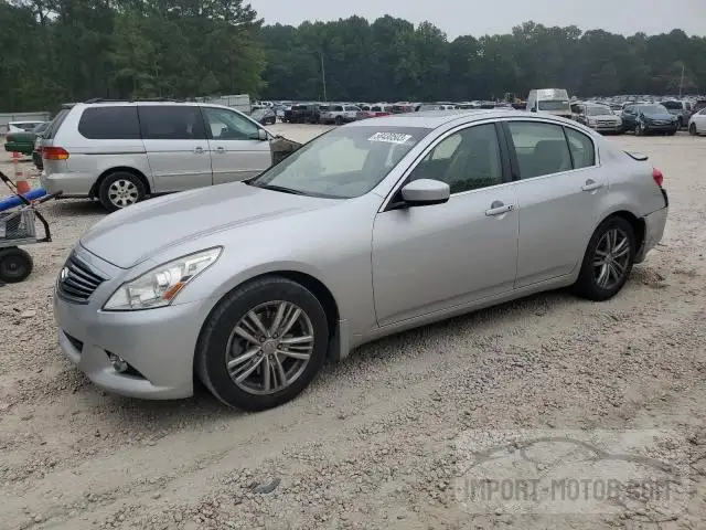 Infiniti G (2013)