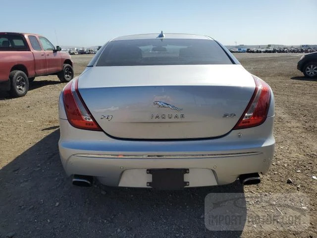 Jaguar Xj (2013)