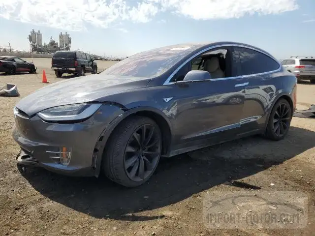 Tesla Model x (2016)