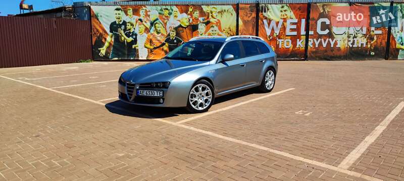 Alfa-romeo 159 (2006)