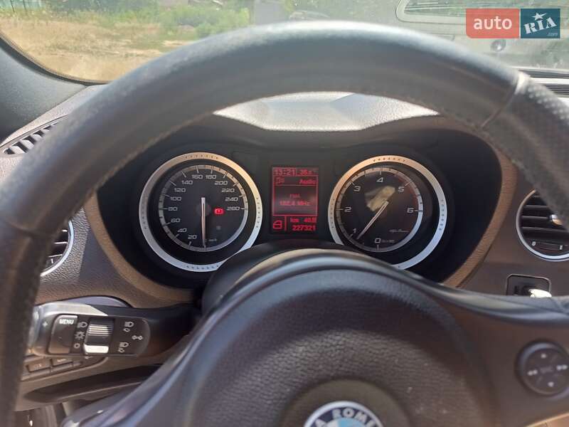 Alfa romeo 159 (2011)