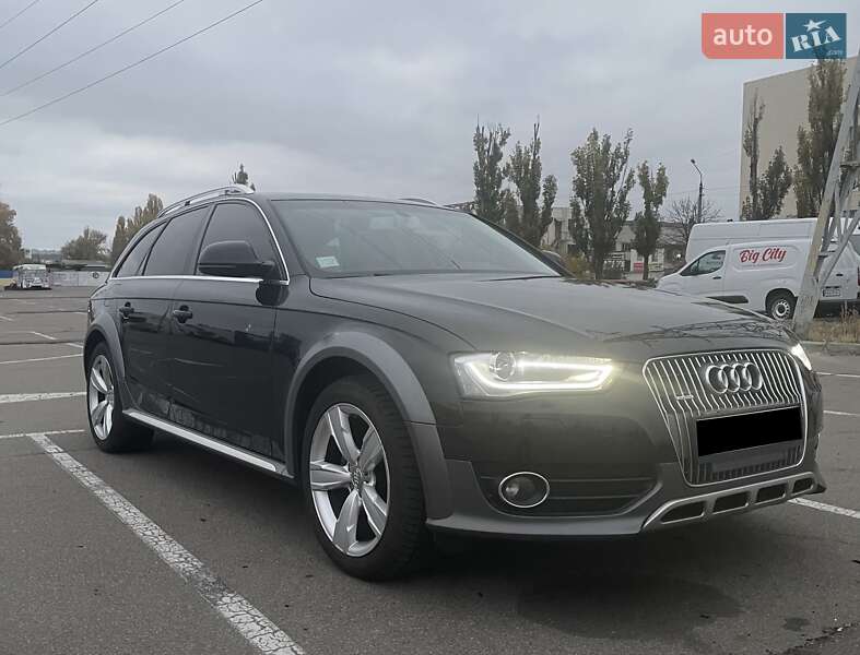 Audi A4 allroad (2014)