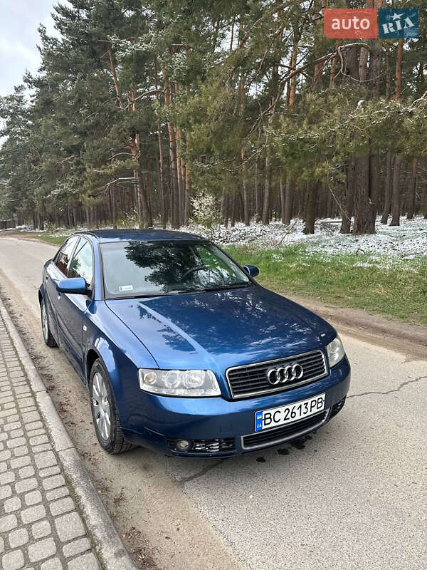 Audi A4 (2003)
