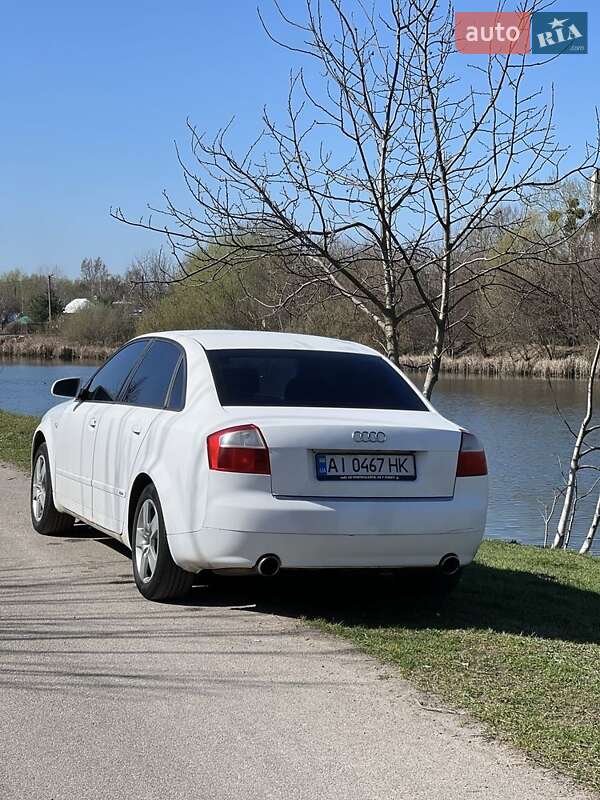 Audi A4 (2003)