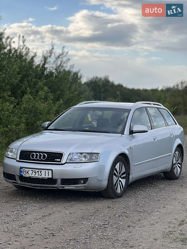 Audi A4 (2004)