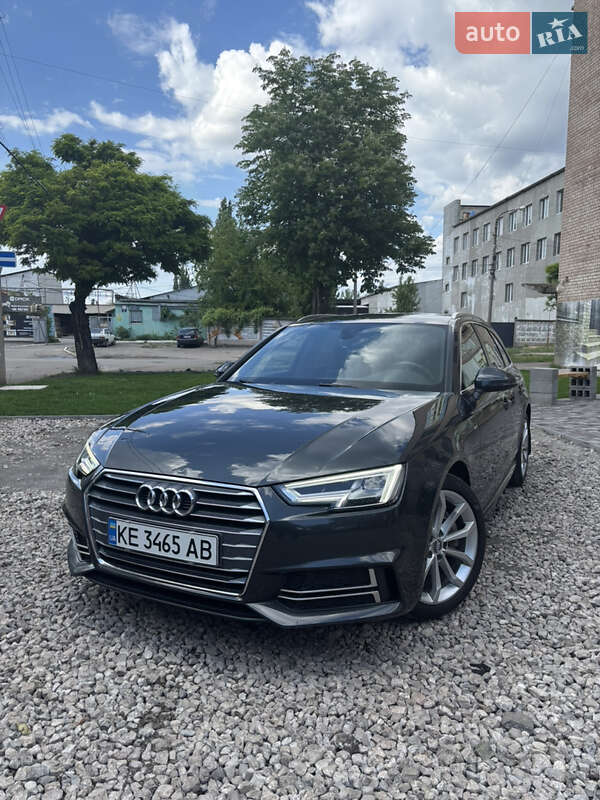 Audi A4 (2018)
