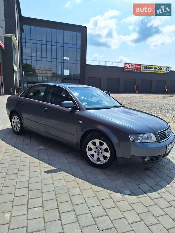 Audi A4 (2003)