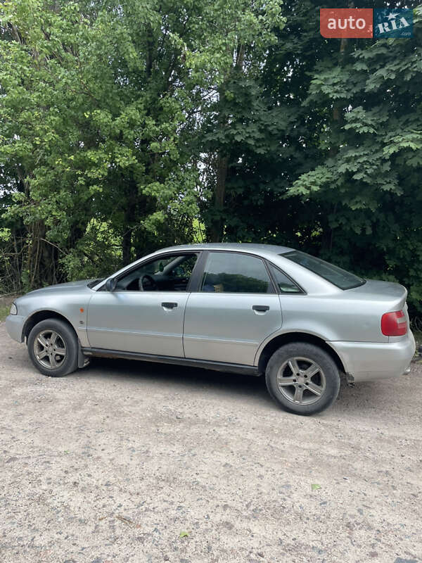 Audi A4 (1996)