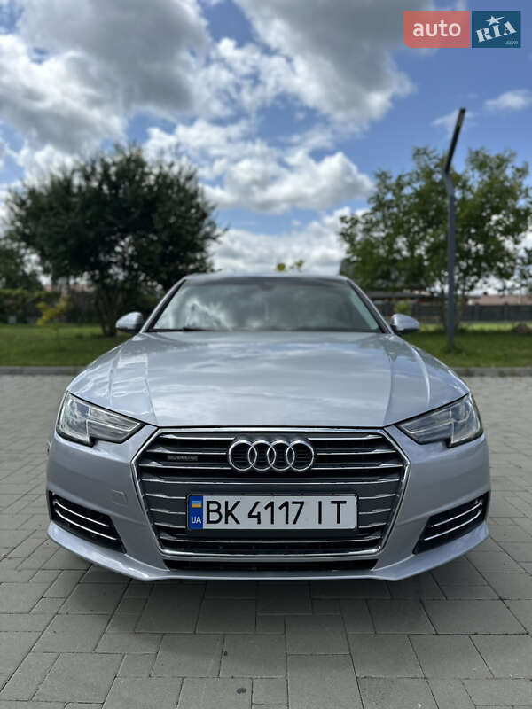 Audi A4 (2016)