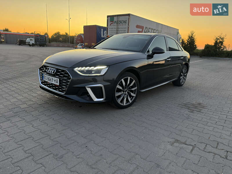 Audi A4 (2021)