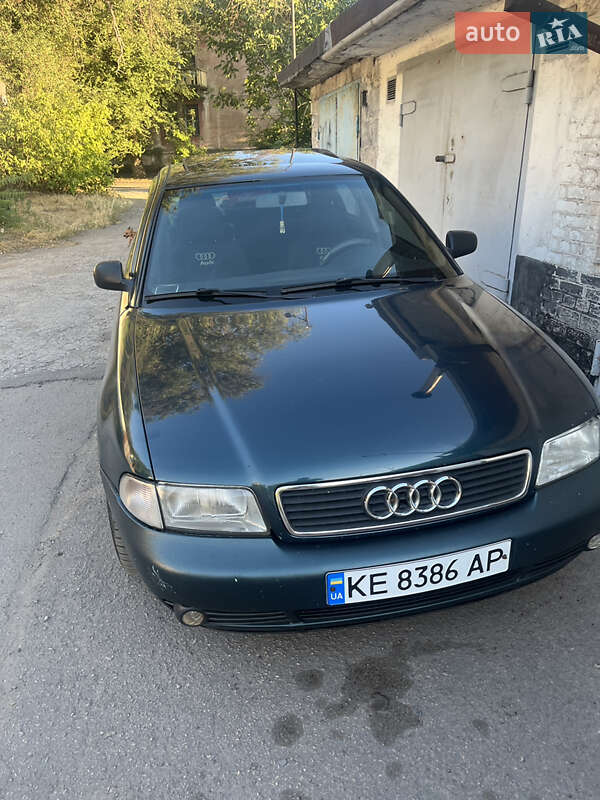 Audi A4 (1996)
