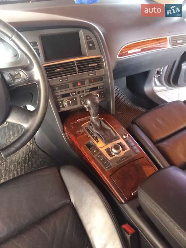 Audi A6 (2004)