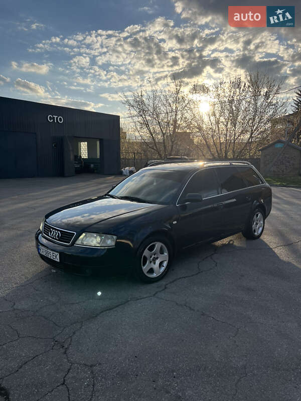 Audi A6 (2000)