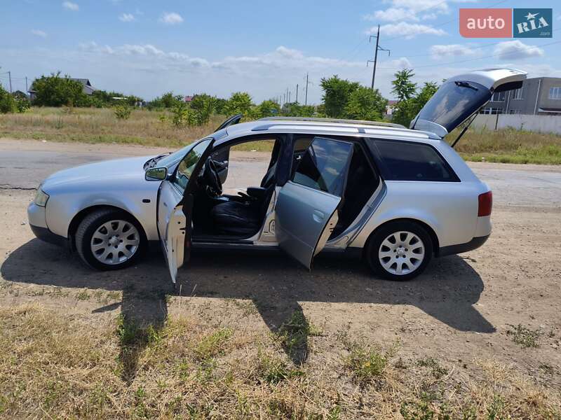 Audi A6 (2000)