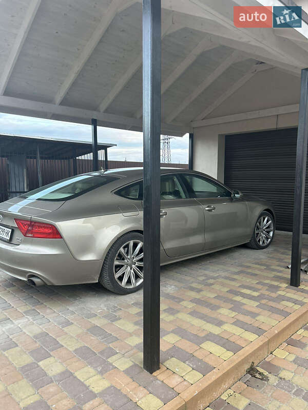 Audi A7 sportback (2011)