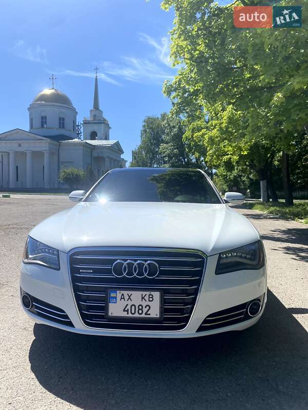 Audi A8 (2012)
