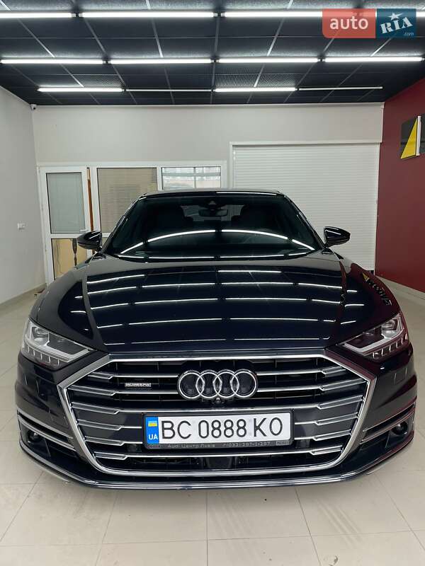 Audi A8 (2021)