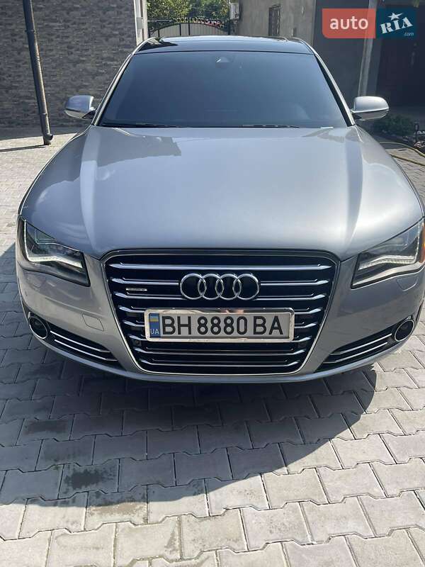 Audi A8 (2012)
