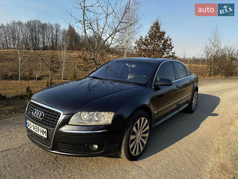 Audi A8 (2005)