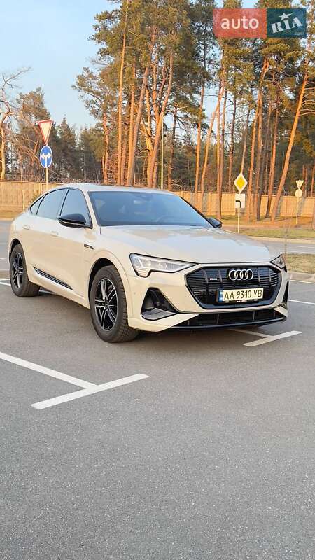 Audi E-tron sportback (2021)