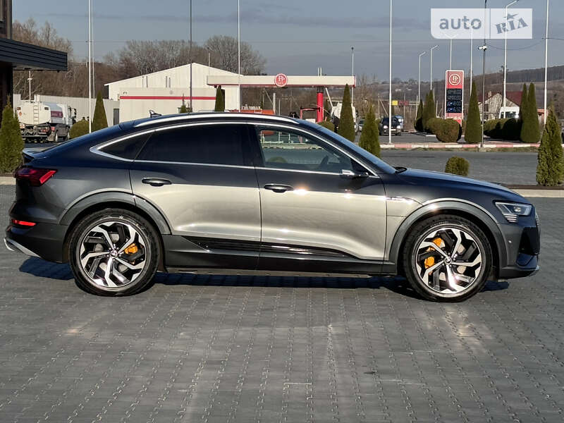 Audi E-tron (2020)