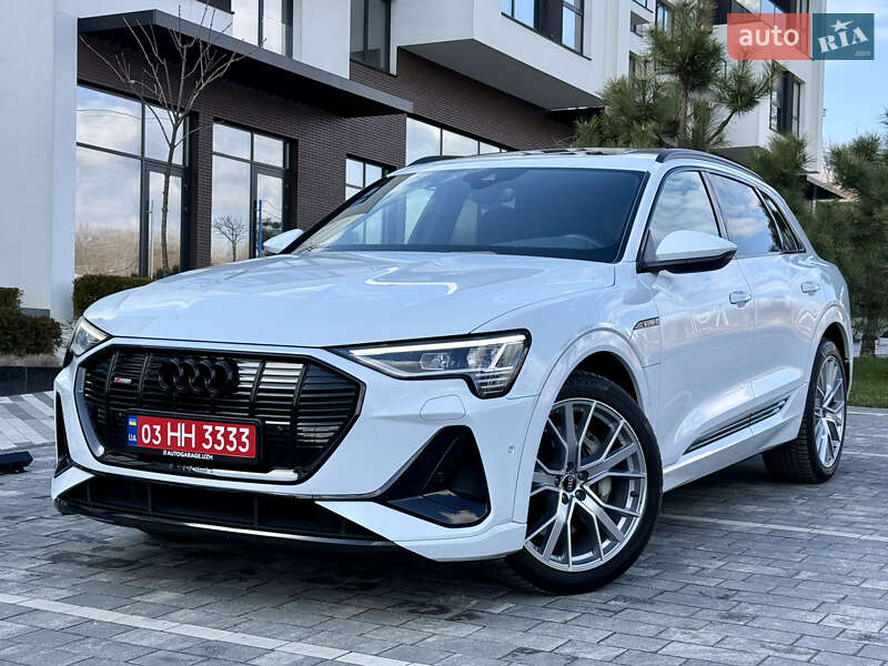 Audi E-tron (2020)