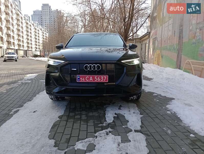 Audi E-tron (2019)