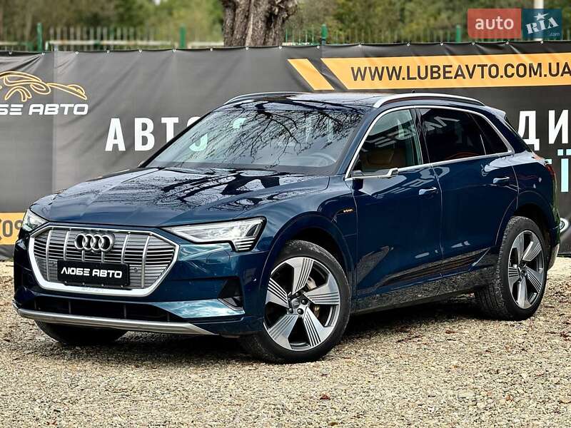 Audi E-tron (2019)
