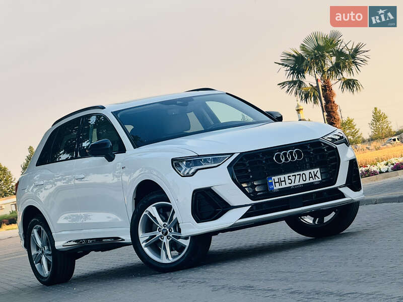 Audi Q3 (2023)