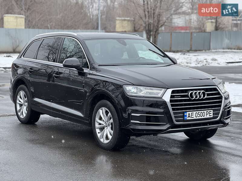 Audi Q7 (2016)