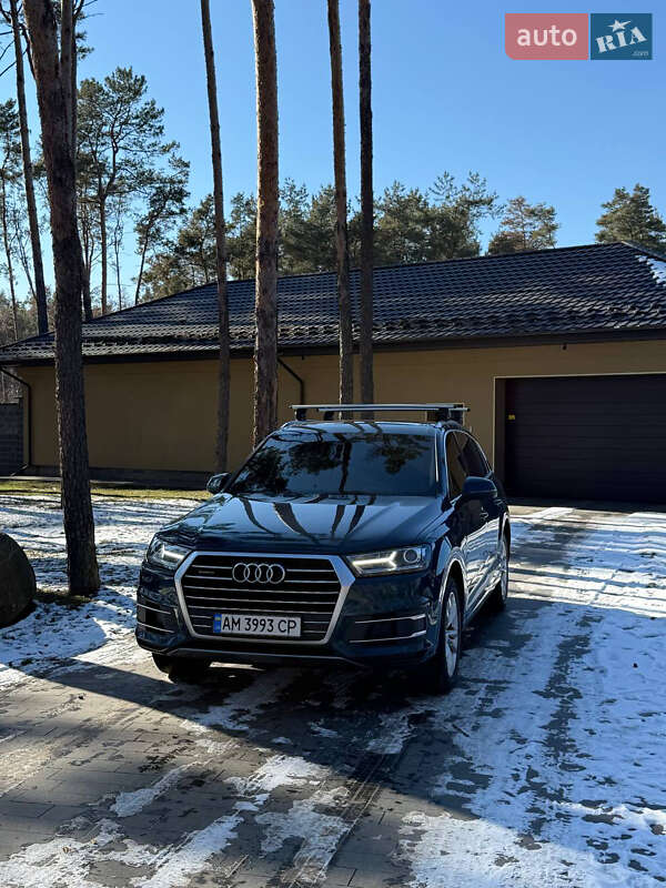 Audi Q7 (2017)