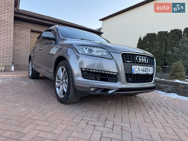 Audi Q7 (2011)