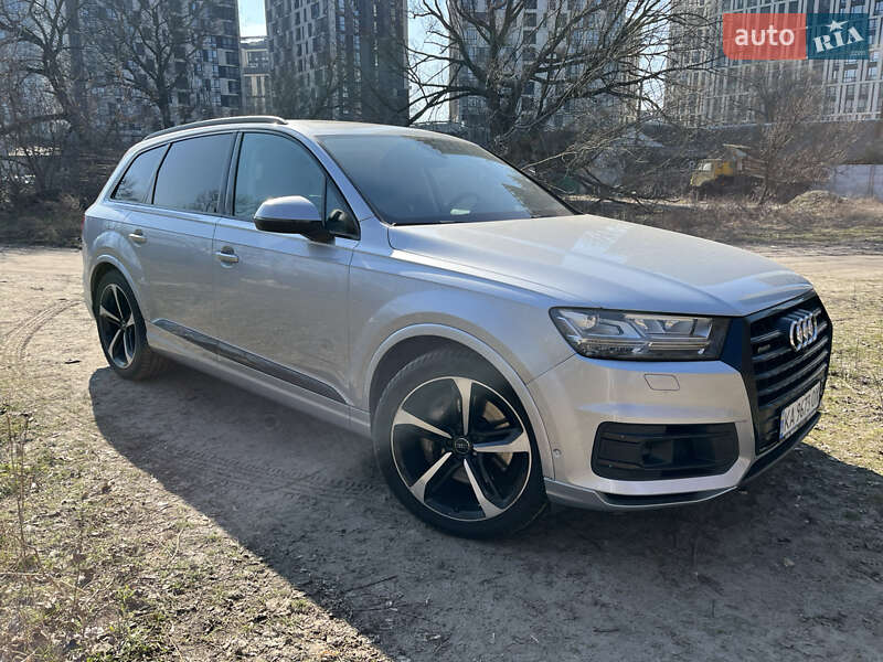 Audi Q7 (2019)