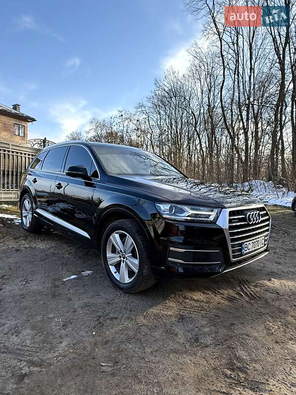 Audi Q7 (2016)