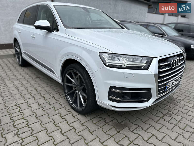 Audi Q7 (2016)
