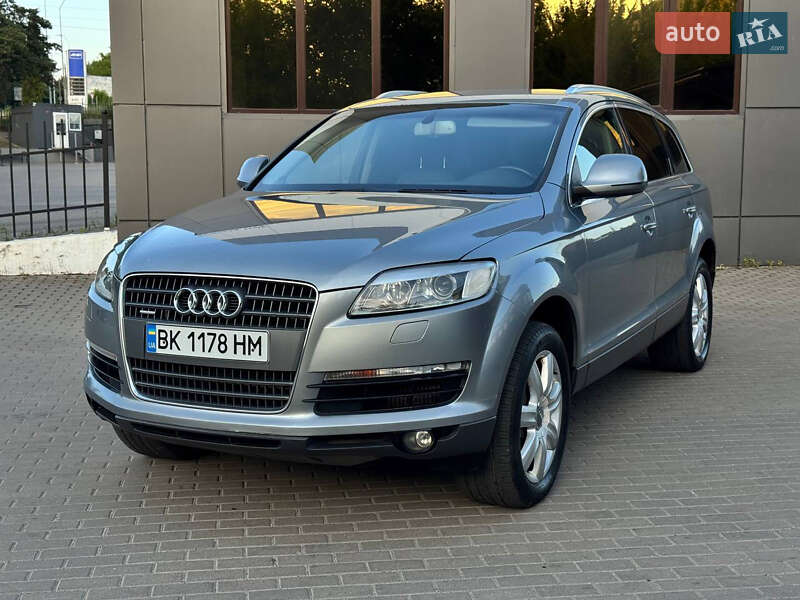Audi Q7 (2006)