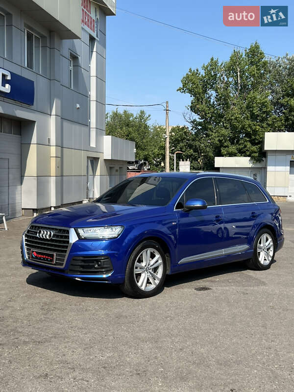 Audi Q7 (2016)