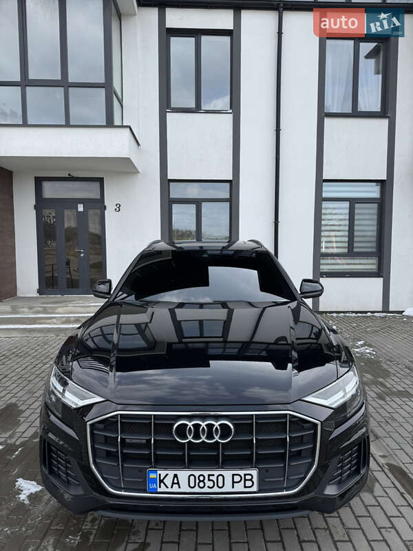 Audi Q8 (2018)