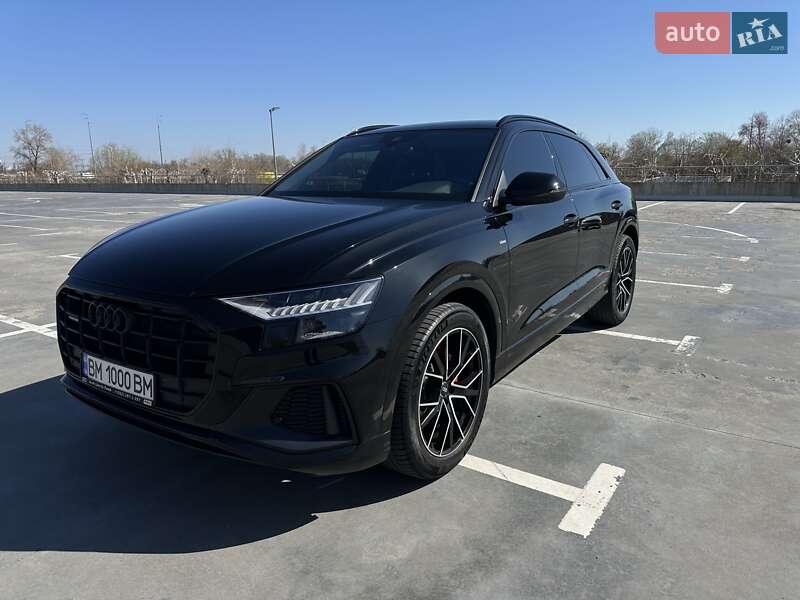 Audi Q8 (2021)