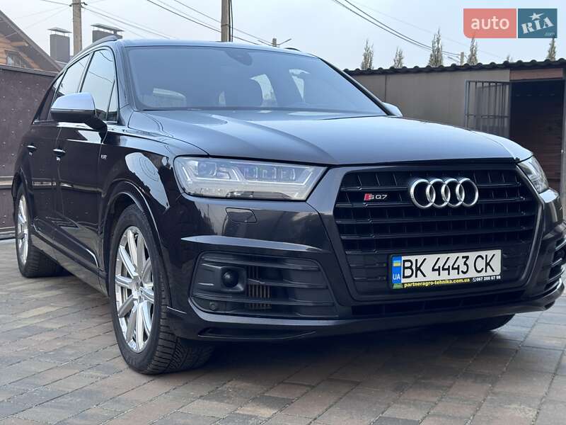 Audi Sq7 (2017)