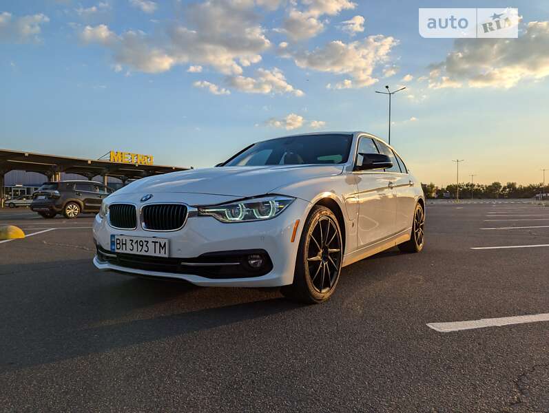 Bmw 330e (2017)