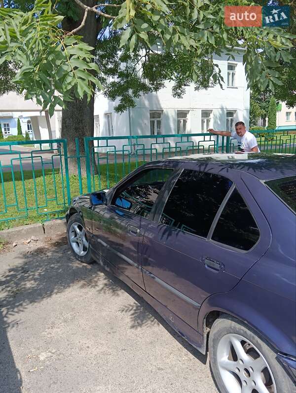 Bmw 320 (1996)