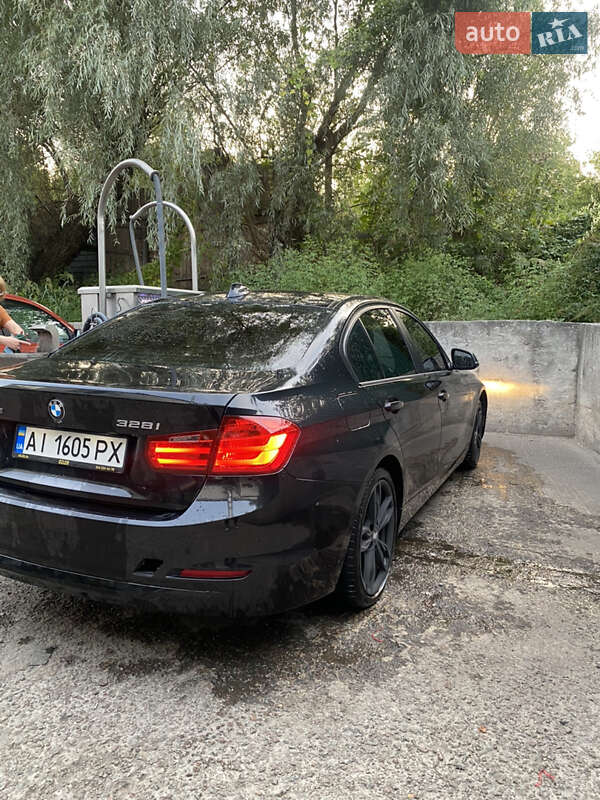 Bmw 328i xdrive (2012)