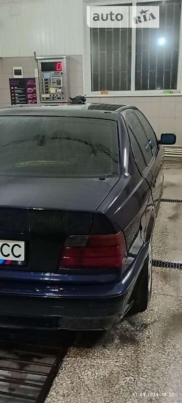 Bmw 316 (1993)
