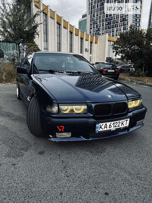 Bmw 318i (1996)