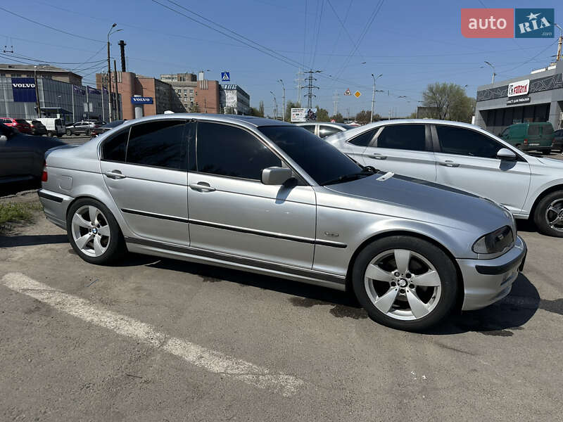 Bmw 3 series (2000)