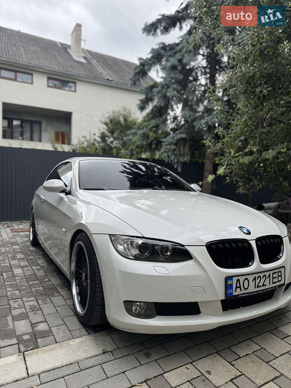 Bmw 3 series (2009)